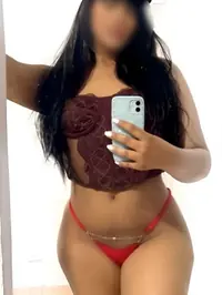 Encantado querido meu nome e sabrina sou uma garotinha encantadora pequenina e muito linda com estilo de namorada total sou uma acompanhante com um bu...
