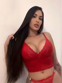 Confira a descricao sou uma acompanhante de luxo recem chegada a cidade e estarei aqui por tempo limitado marque seu encontro asseguro que vai adorar...