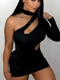 Oi bonitoes me chamo tha sou uma acompanhante inesquecivel com um corpo repleto de curvas tentadoras e seios generosos que vao te encantar o meu olhar...