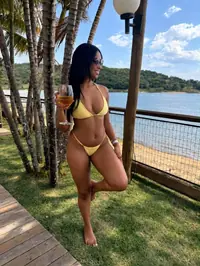 Prazer em conhece lo eu sou jadee sou jovem exotica e alegre que aprecia proporcionar uma companhia suave e genuina onde a conversa vem naturalmente e...