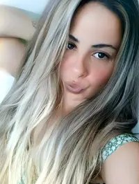 Voce estava a procura da danadinha juliana mello certo e um prazer me apresentar tenho 31 anos sou uma loirinha atraente e sexy com um corpo fabuloso...
