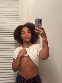 Oi eu sou a dandara instruida perspicaz agradavel e extrovertida adoro fazer da nossa experiencia algo inesquecivel e sou a companhia perfeita para qu...