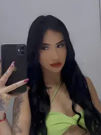 Oi meu nome e allana medeiros uma garota de companhia de 22 anos proveniente da cidade de colombo no brasil sou uma mulher afetuosa e apaixonada pela...