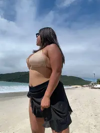 Sou uma mulher voluptuosa com seios exuberantes de tirar o folego adoro contato fisico beijos e caricias higiene realizo meus atendimentos em um ambie...