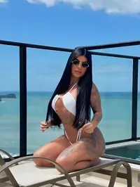 Oi me chamo suellen tenho 21 anos sou do brasil e vivo em sao paulo sou uma acompanhante esbelta e morena com grande entusiasmo para encontrar novas p...