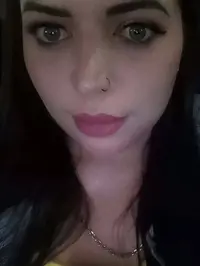 Pamela pantera uma jovem atriz porno recem chegada bronzeada olhos claros gluteos volumosos gluteos aprimorados com silicone pernas longas permito fil...