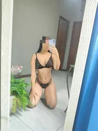 Uma menina liberal com um aroma agradavel e linda como uma mulher sou uma iniciante do tipo namoradinha sou carinhosa e sensual tenho certeza de que v...