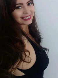 Maneira de namorada afetuosa travessa sedutora pronta para te proporcionar prazer se voce decidir entrar em contato comigo garanto que nao se arrepend...