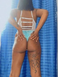 Sou uma jovem mulata na cama sem complicacoes sou apaixonada mas tambem posso adotar um estilo mais carinhoso e amoroso se voce decidir entrar em cont...