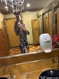 Oi muito prazer eu sou a ana julia a namorada ideal totalmente natural minha pele e macia tenho uma boca que engole tudo querido vou fazer seu corpo l...